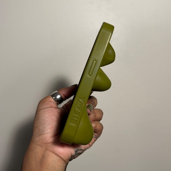 Deep Sage Bailey Hikawa Ishi Case - iPhone 15 Pro - Picture 3 of 5